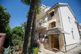 Apartments Loncar