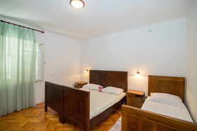 Apartments Petar