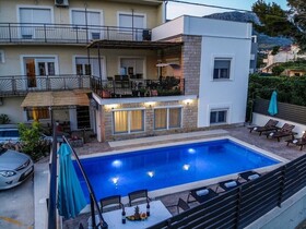 Apartments Zdene