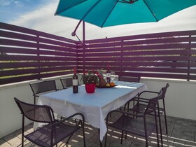 Apartments Zdene