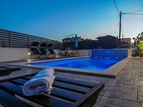 Apartments Zdene