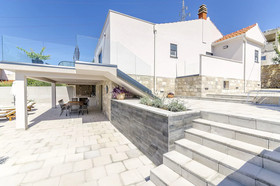 Villa Petra