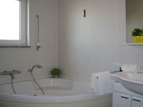 Apartments Bosnjak