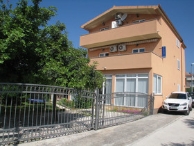 Apartments Bosnjak
