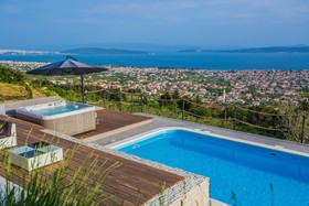 Villa Blue Hill