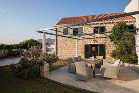 Villa Luic