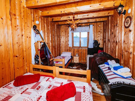 Serene Holiday Home