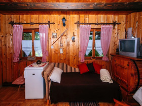 Serene Holiday Home