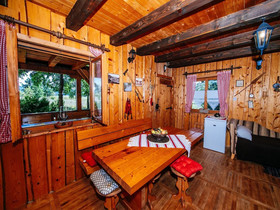 Serene Holiday Home