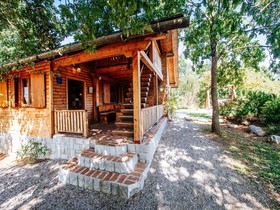 Serene Holiday Home