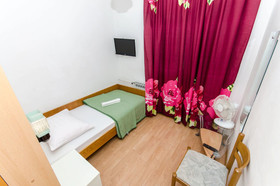 Apartment And Rooms Ivan