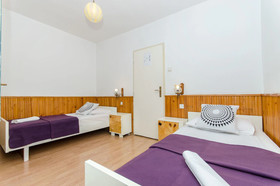 Apartment And Rooms Ivan