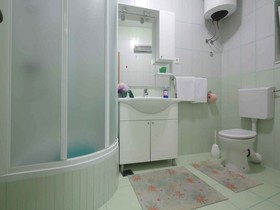 Apartments Goran