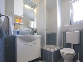 Apartments Goran