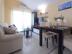 Apartments Goran
