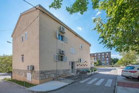 Apartments Igor