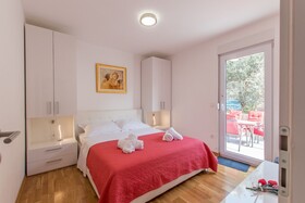 Apartments Ivan