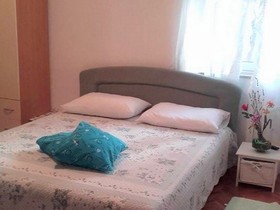 Apartments Jela