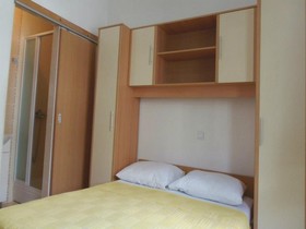 Apartments Jela