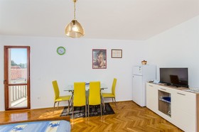 Apartments Marinko