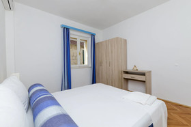 Apartments Srdan