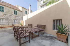 Apartments Srdan