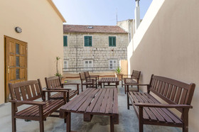 Apartments Srdan