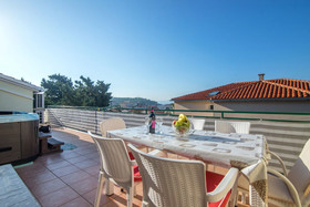 Apartments Sretan