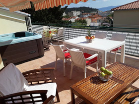Apartments Sretan