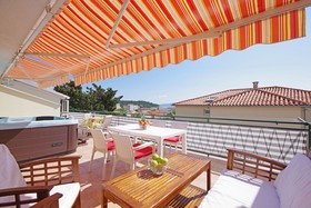 Apartments Sretan
