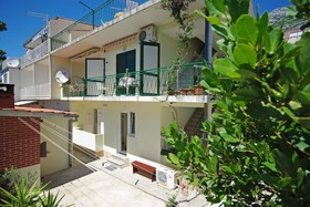 Apartments Sretan