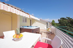 Apartments Sretan