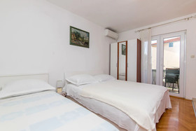 Apartments Sretan