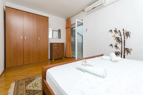 Apartments Tonci