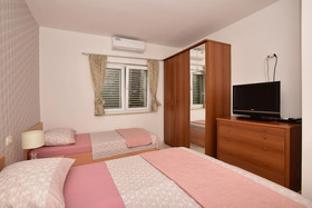 Ivana Apartments