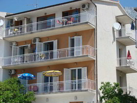 Renata Apartments