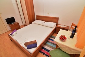 Renata Apartments
