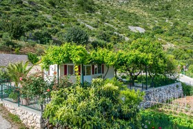 Holiday Home Garden
