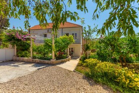 Villa Pomalo