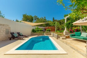 Villa Pomalo