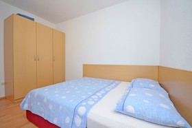 Apartments Jakov