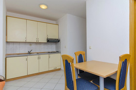 Apartments Jakov