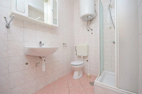 Apartments Jakov