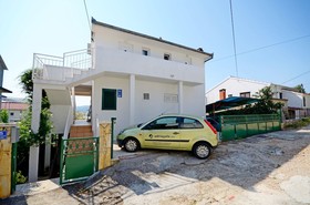 Apartments Jakov