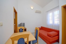 Apartments Jakov