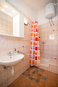Apartments Jakov