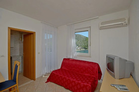 Apartments Jakov