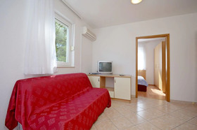 Apartments Jakov