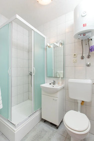 Apartments Marija Vinisce
