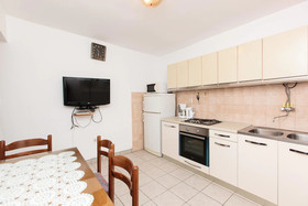 Apartments Marija Vinisce
